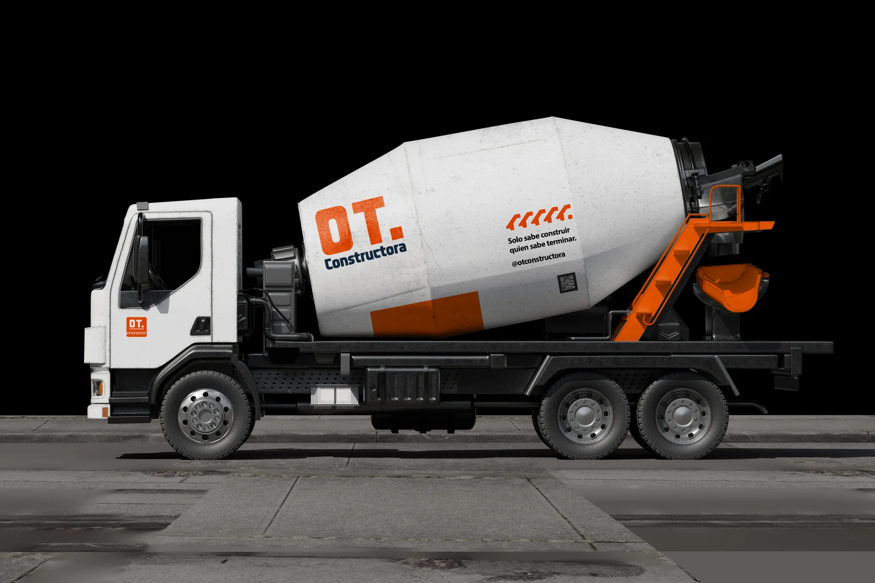 hormigonera rotulada con la marca OT